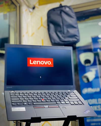 Lenovo T470s i7/7th. 8/256 GB SSD. 14 inches laptop slimmest