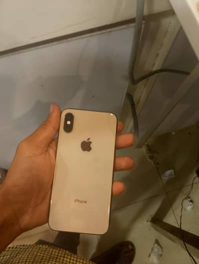 xs 256gb with original charger