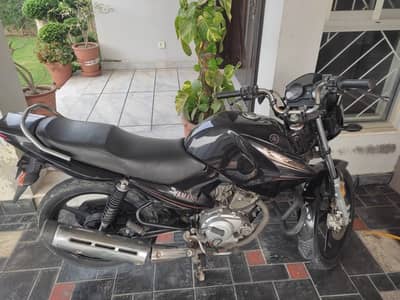 YBR 125 (Great Condition) (Urgent Sale)