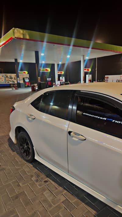 Gli 19 modell city to city and City lahore availble For rent