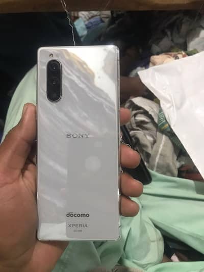 Sony Xperia 5   64gb.  10by10 condition pti approved