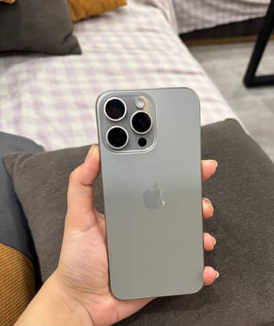 Iphone 15 pro Max  256GB HK model  10 by 10
