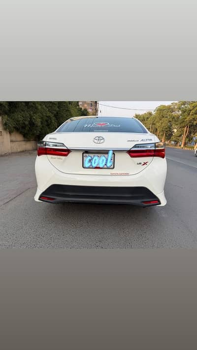 Toyota Corolla Altis 1.6 CVT special addition