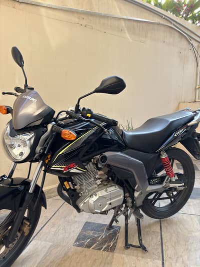 SUZUKI GSX 125