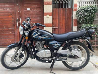 Suzuki GS 150 SE