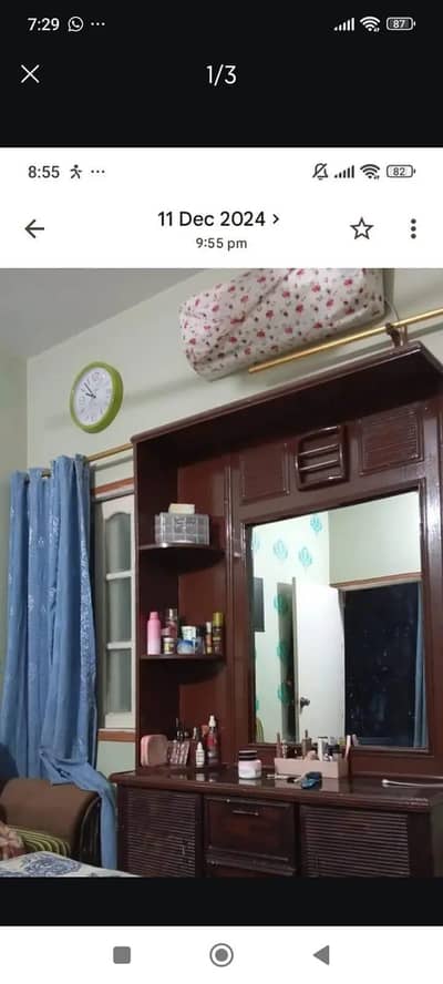 bedroom set with divider