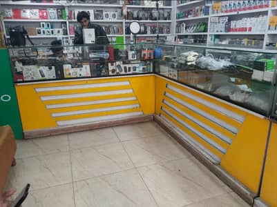 mobile shop counter & almari
