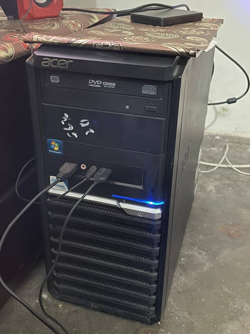 Acer CPU intel processor Full setup with 24" LCD 1