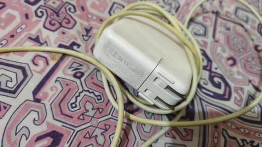 Apple 61W USB-C MacBook Charger – Original Fast Charging Adapter