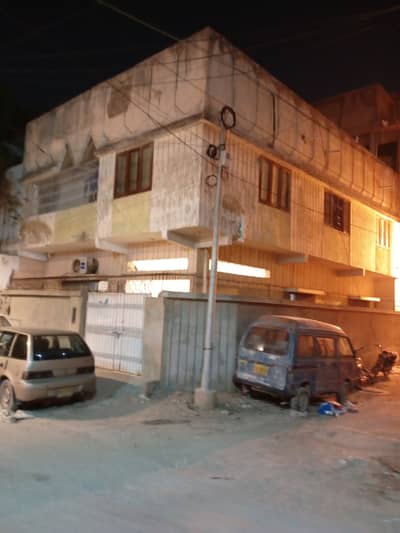 INVESTER DEAL 36*36 CORNER WEST OPEN HOUSE FOR SALE IN SECTOR 11C3 (120) SQD