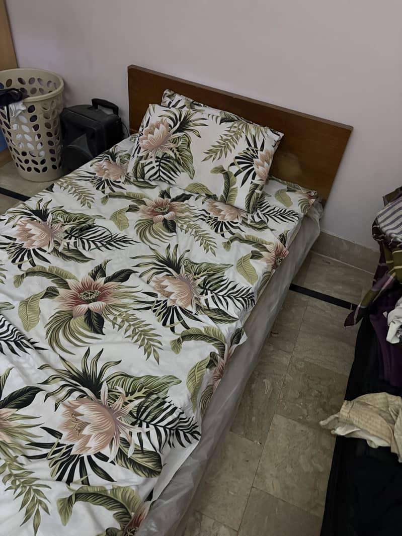 Single bed 1