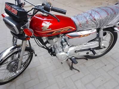 Honda 125 Hyderabad number 22 model