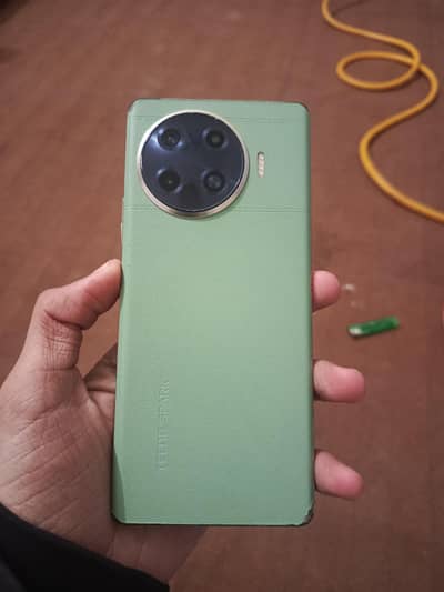 tecno spark 20 pro+ with box