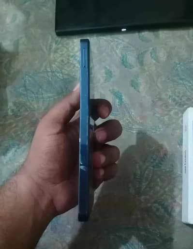 Samsung a06 4.64  exchange only Google pixel Motorola one plus 8t