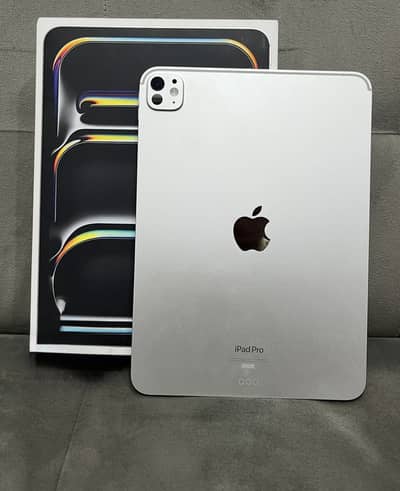 Apple iPad Pro 11 inches M4