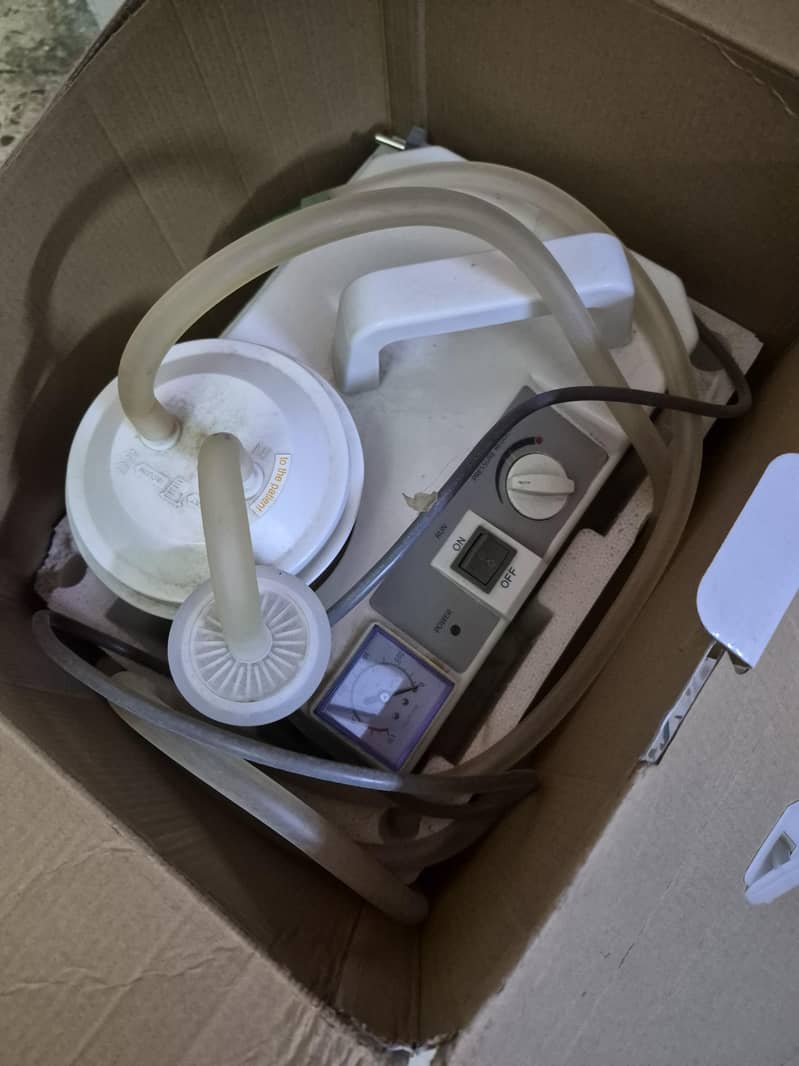 yuwell suction machine 1