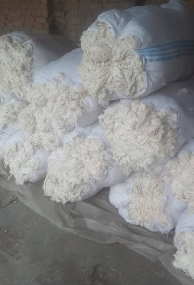 1000 kg pc weast available dholli hoi. .