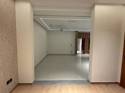 Prime Location Office Available For Rent In Al Kabir