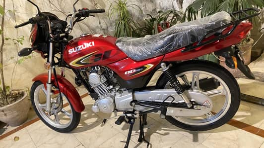 Suzuki GD 110s 2022 All Punjab Number Transfer available