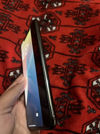 Itx iphone 11pro max Pta approved water pack 64gb 10/10