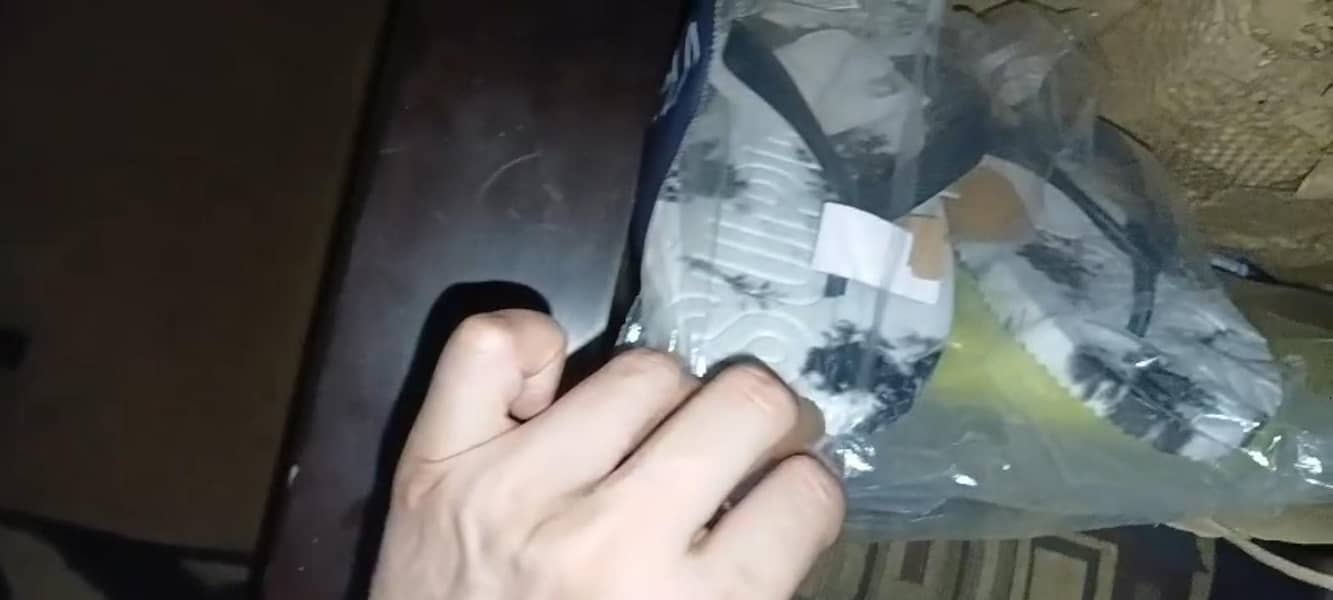 Superdry backpack ans slipper 0