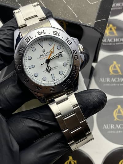 Rolax Man’s Hand Watch