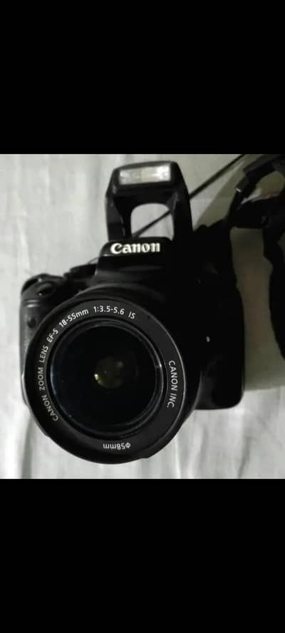Canon DSLR EOS Kiss x4 ( Japan )