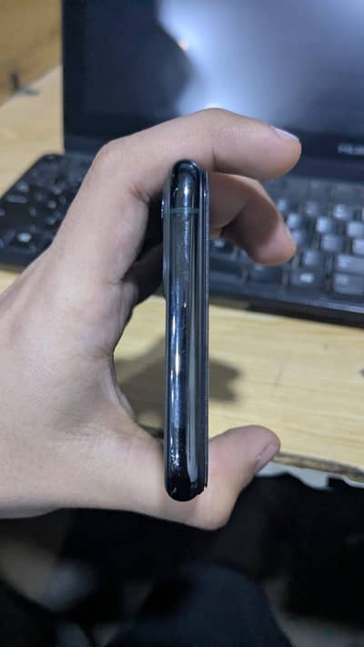 iPhone 11 Pro Max 256gb Jv 78 battery health