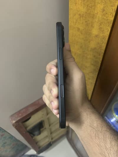 iPhone 16 plus (chance deal)