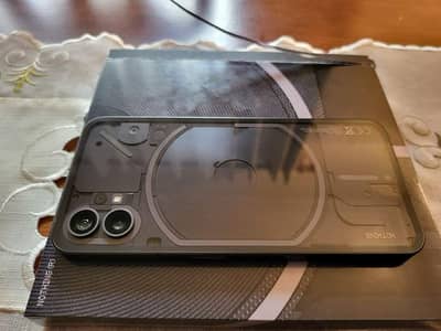 Nothing Phone 1 12/256GB Dual Approved