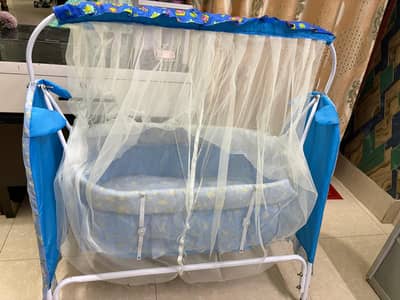 Baby swing bed
