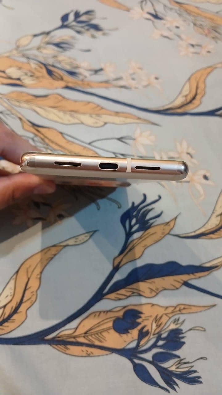 Google pixel 6 pro 8