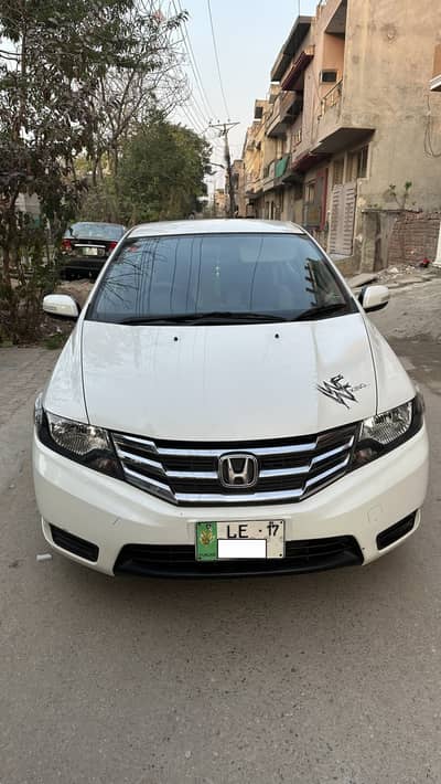 Honda City IVTEC 2017 B2B geniun , condition like showroom brand new