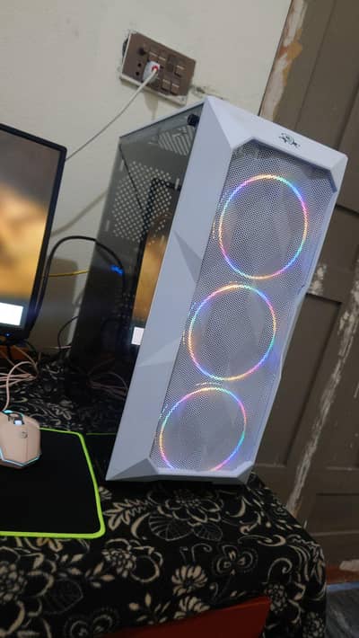 Gsming pc for sale i7 4th rx 580 4gb