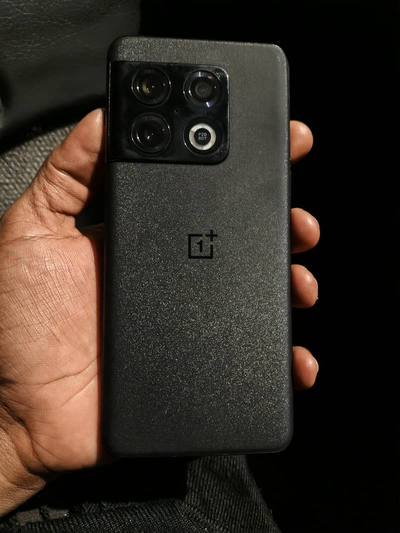 OnePlus 10 pro 1
