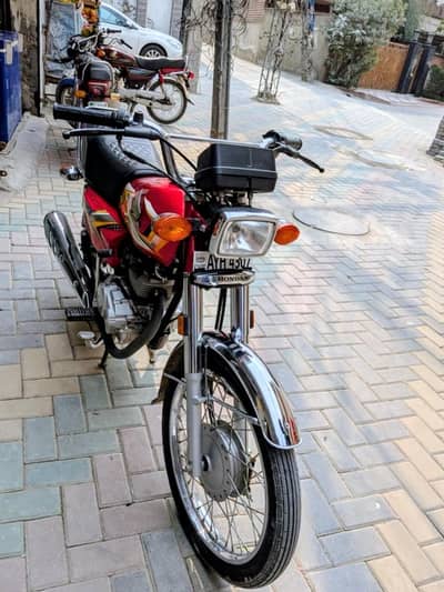 Honda CG 125 2025 Model Only 9,800 KM Driven Like Brand New