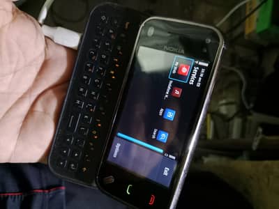 Nokia n97 10/9 old is gold