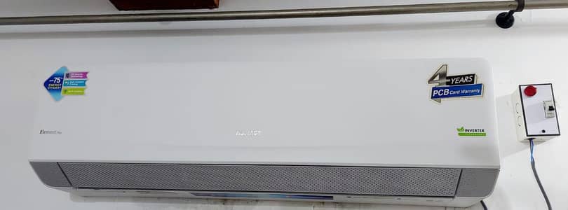 HOMEAGE INVERTER AIR CONDITIONER 1.5 TON USED LIKE NEW