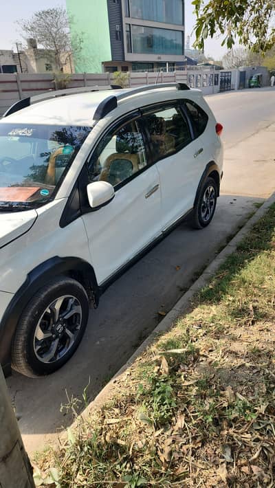 s package  b2b janian god car