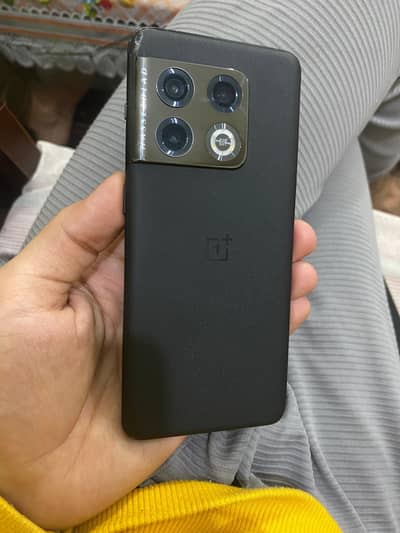 one plus 10 pro  5G 265Gb non Pta