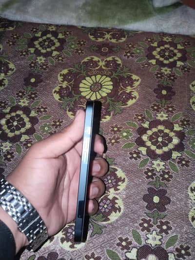 iphone 13 for urgent sale