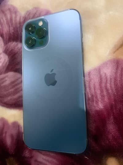 I phone 12 pro max water pack