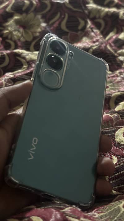 Vivo y200