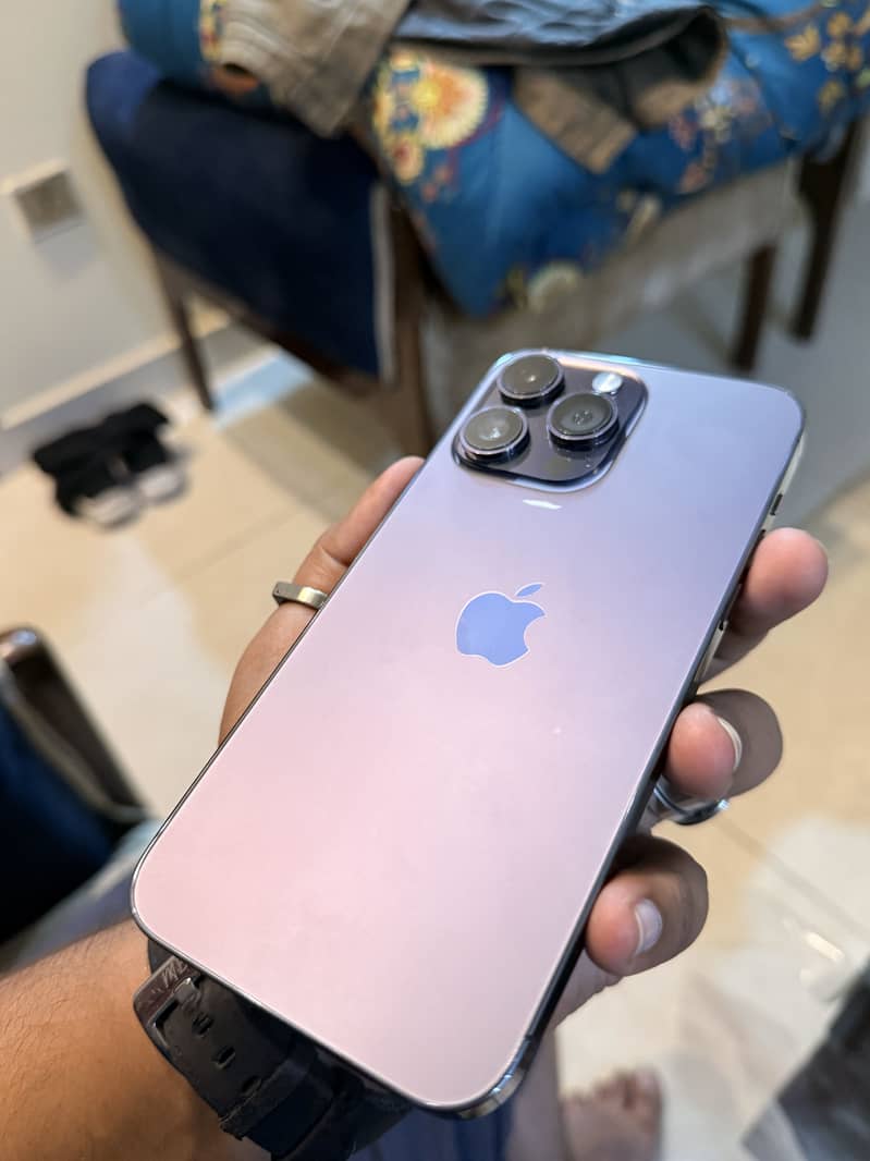 Iphone 14 pro max 13