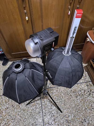 Octa Box Softboxes Godox & Apkina + stand + video light