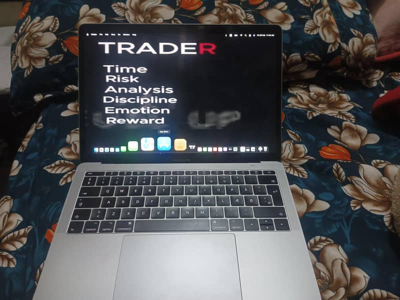 mic book pro2016model 6