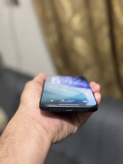 I phone 15 pro max jv