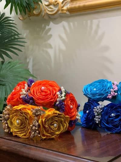 Eid Special Customized Gajray Available