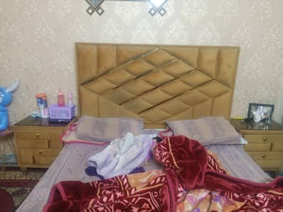 poshish furniture for sale in good condition