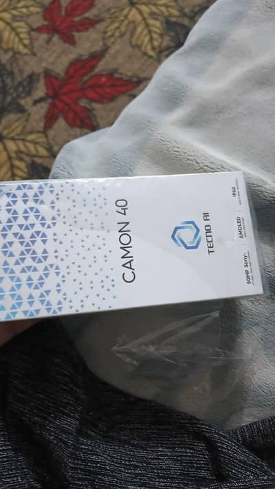 Tecno camon 40 box pack 3 days use only 10/10 condition